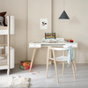 OLIVER FURNITURE Дитячий стіл з білого дерева, висота 66 см, зі стільцем
