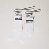 TWINSET Skarpety dziecięce białe z nadrukiem logo i tasiemkami