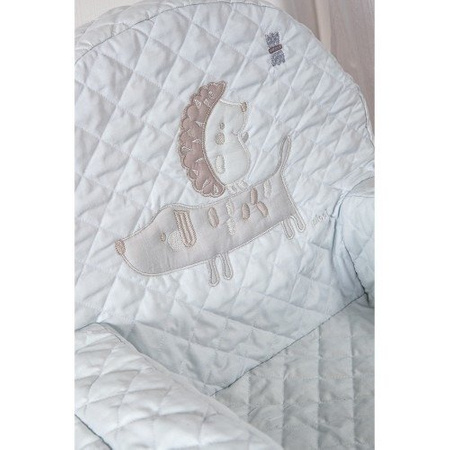 PICCI RINGO Fotelik dziecięcy pikowane z pięknym haftem jerzyka