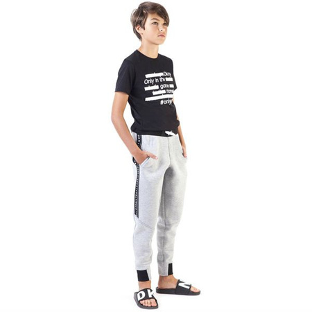 DKNY Klapki dziecięce czarne z logo