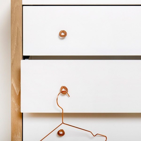 OLIVER FURNITURE Дитячий дерев'яний комод білого/дубового кольору