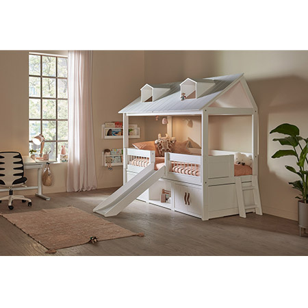 LIFETIME Kidsrooms Łóżko dziecięce Cabin Beach House 90x200 z szafkami i dodatkową zjeżdżalnią, białe
