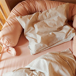 DEAR APRIL Bed snake, Appleblossom