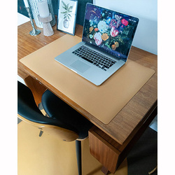 EEVEVE Deskmat - Mustard, 70x44 cm