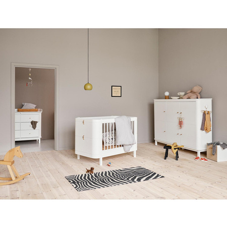 OLIVER FURNITURE Дитячий дерев'яний комод з 3 дверцятами - білий
