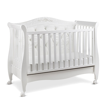 ItalBaby white baby cot with sofa option
