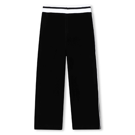 HUGO Girls' Velvet trousers, black  Polyester/elastane velvet jogging pants, metal «HUGO» plaque on the side, piped pockets, piping on the sides, striped ribbing at the waist with drawstrings maschine wash at 30*