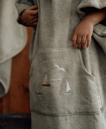OLIVER FURNITURE Kids' bathing poncho Sailboats