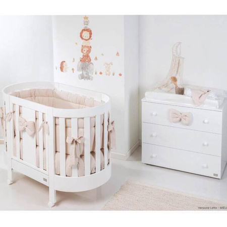  PICCI Dream Baby oval crib with beige application