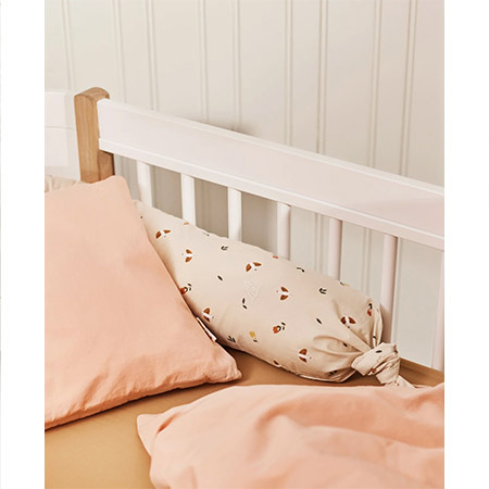 DEAR APRIL Bed snake, Songbirds