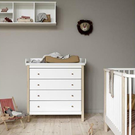 OLIVER FURNITURE Дитячий дерев'яний комод білого/дубового кольору