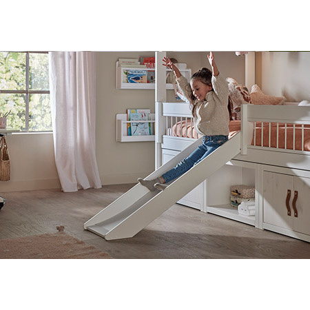 LIFETIME Kidsrooms Łóżko dziecięce Cabin Beach House 90x200 z szafkami i dodatkową zjeżdżalnią, białe