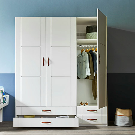 LIFETIME Kidsrooms  Szafa dziecięca trzydzwiowa z wieszakami i szufladami 150 cm, biała
